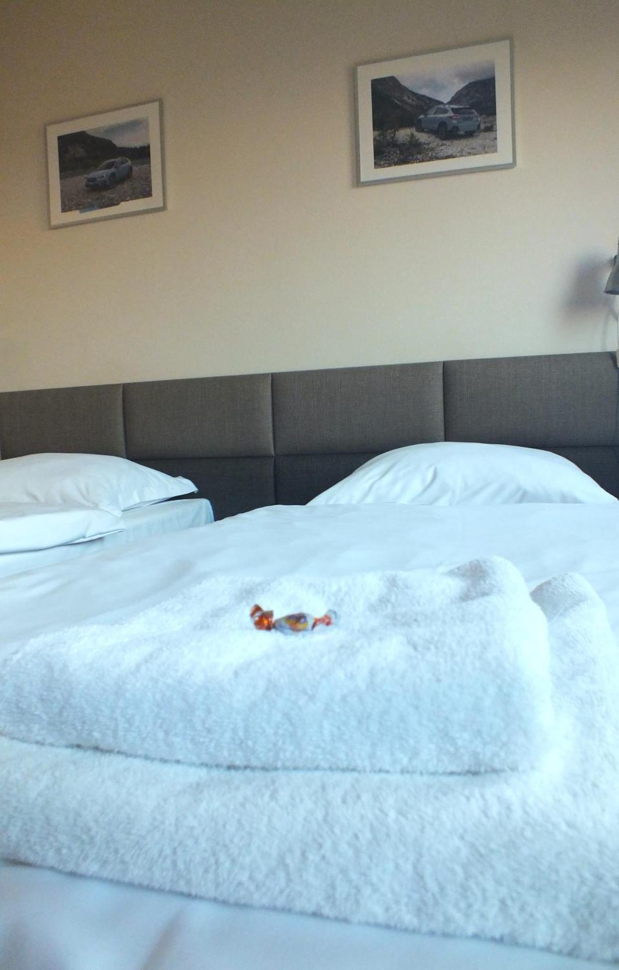 Motel Subaru Варшава Экстерьер фото