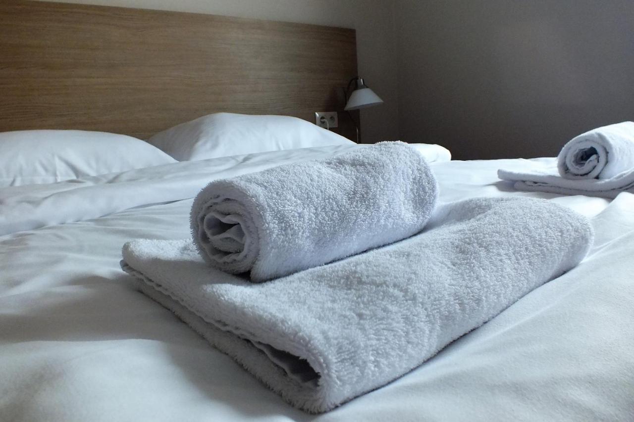 Motel Subaru Варшава Экстерьер фото