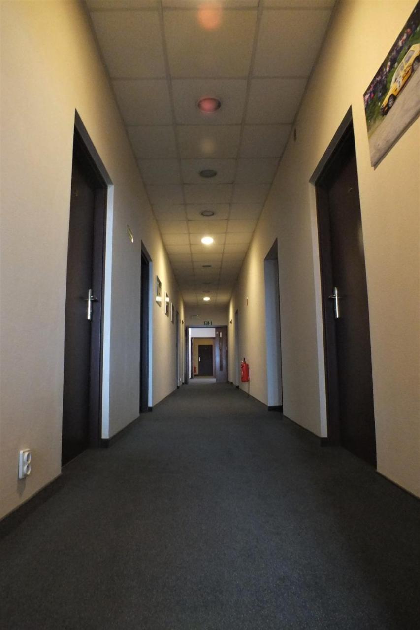 Motel Subaru Варшава Экстерьер фото